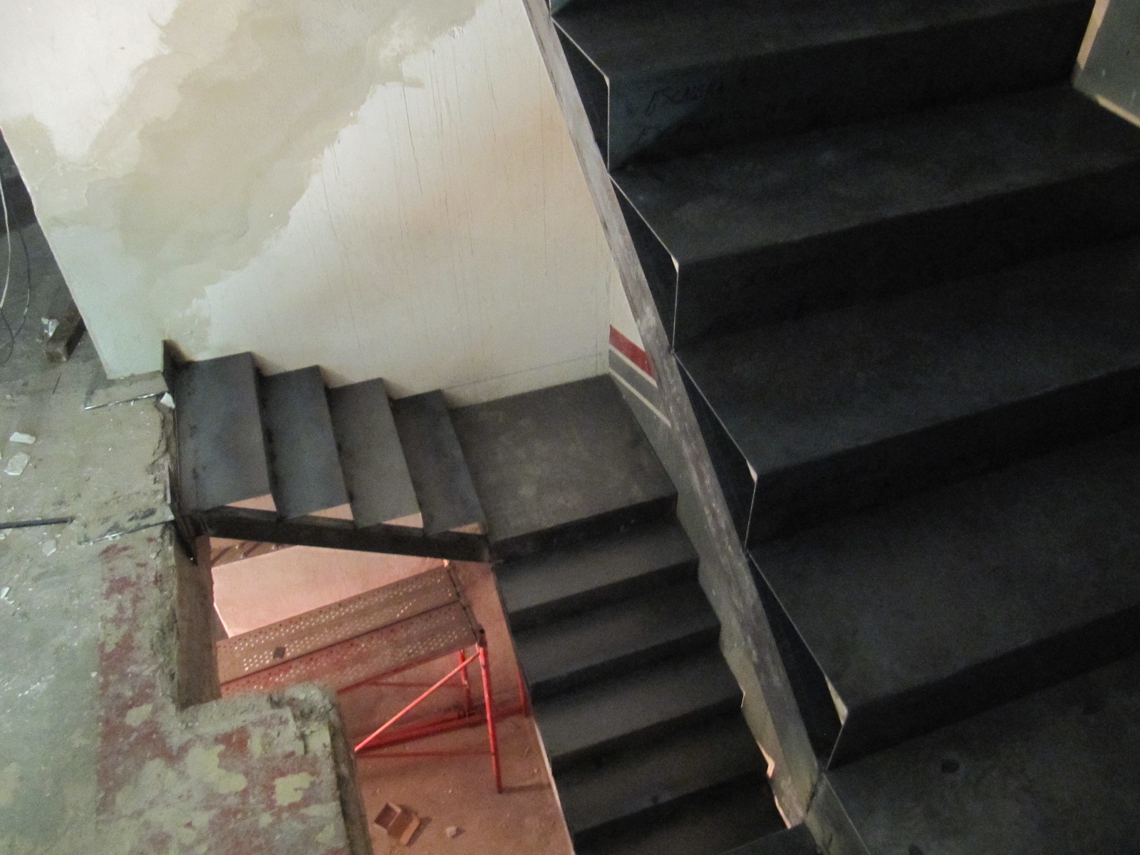 Escalera 2 oficina Barcelona