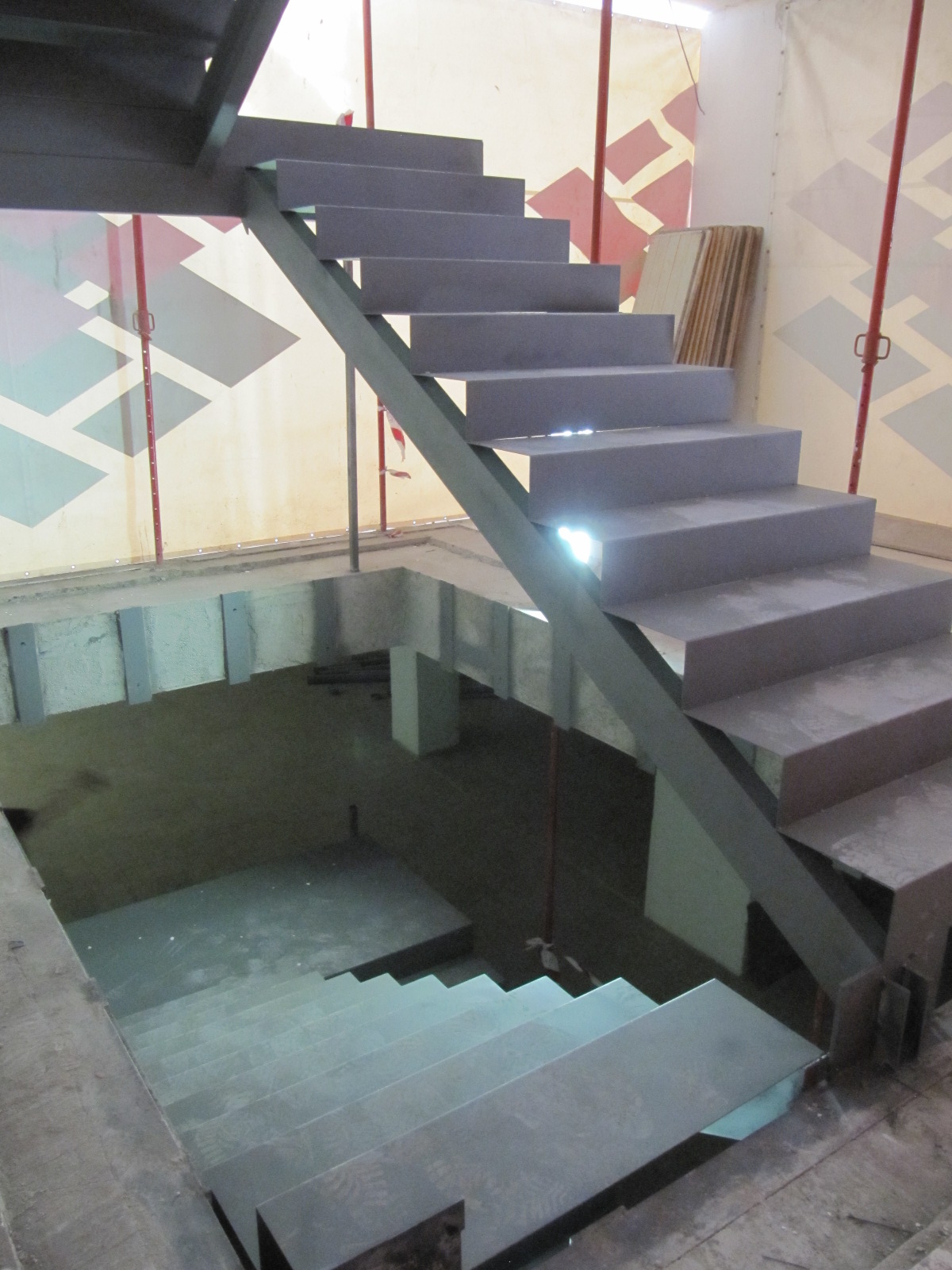 Escaleras oficinas Barcelona