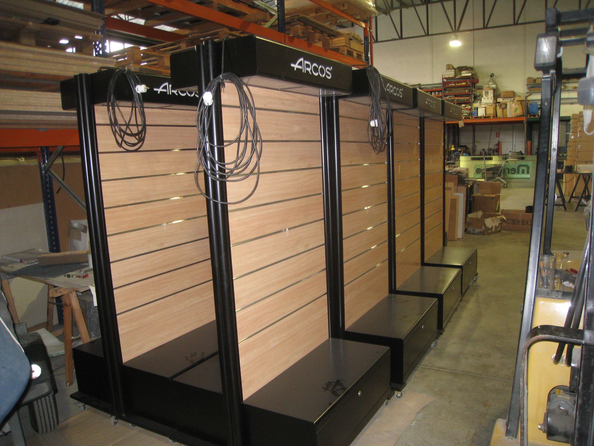 Muebles expositores