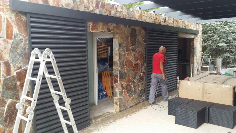 Puertas Chalet
